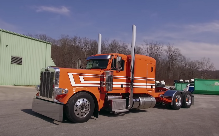 VIDEO: Custom Paint REVEALED for Rethwisch Transport's newest rig!