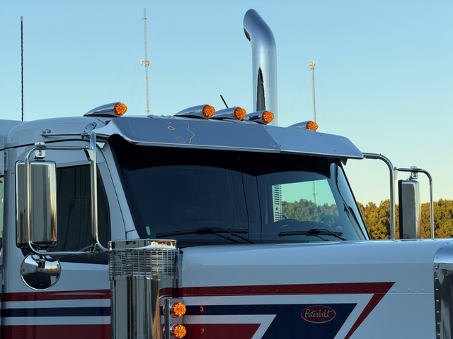 Visor w/ Flag, SS, Freedom