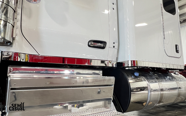 3' 589 44' Cab/Sleeper Panels