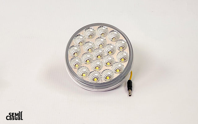 Trux 4″ Red Stop, Turn & Tail to White Back Up Round LED Light – 19 Diodes