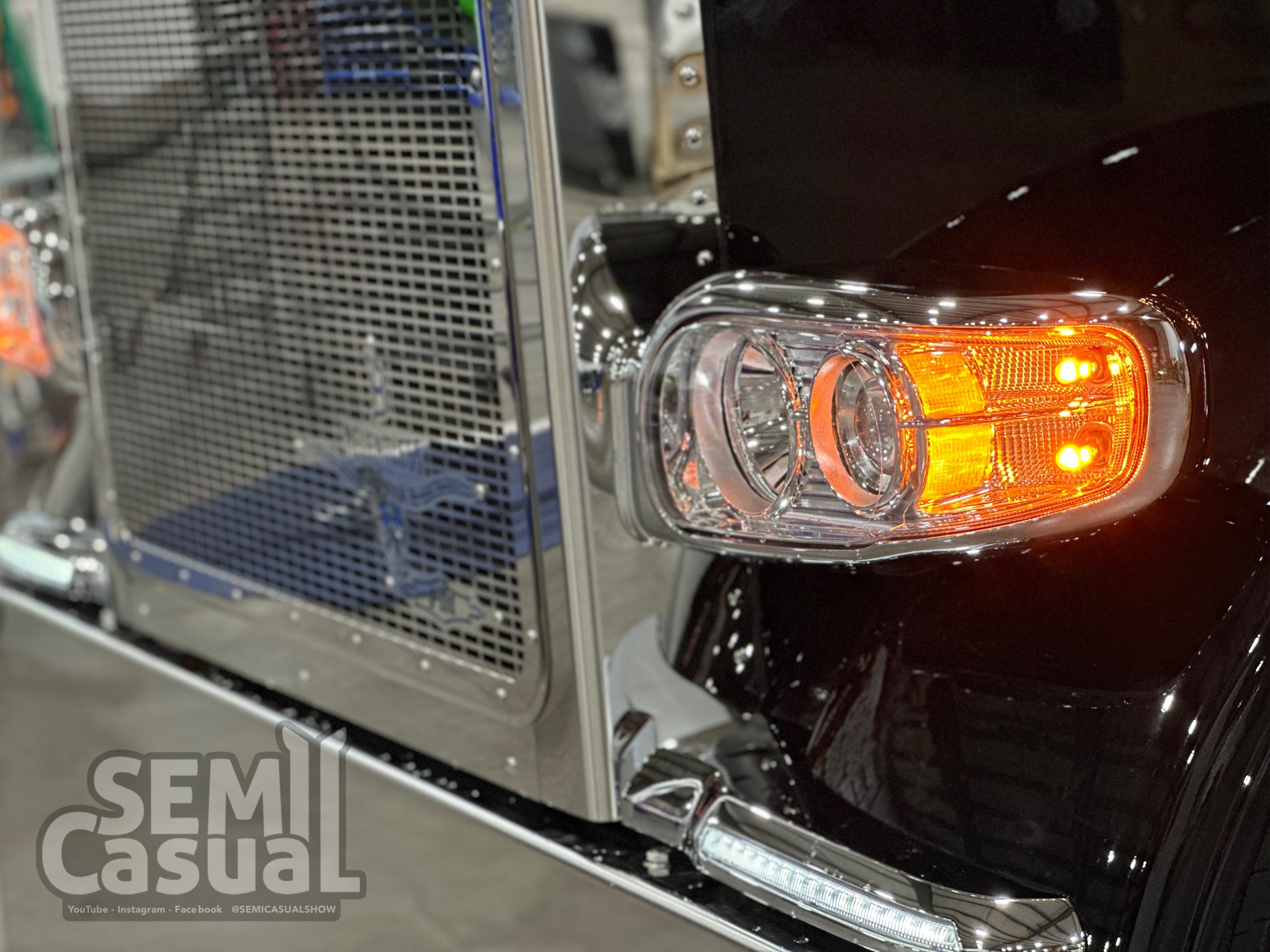 Amber LED Turn Signal Bulbs - image 3 of 4